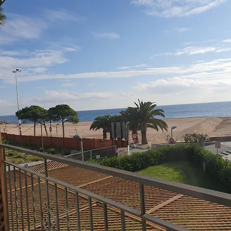 Apartaments Les Roques * פלטחה ד'ארו