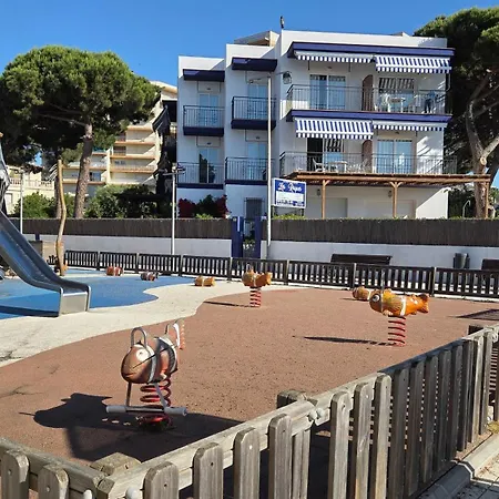 Apartaments Les Roques פלטחה ד'ארו