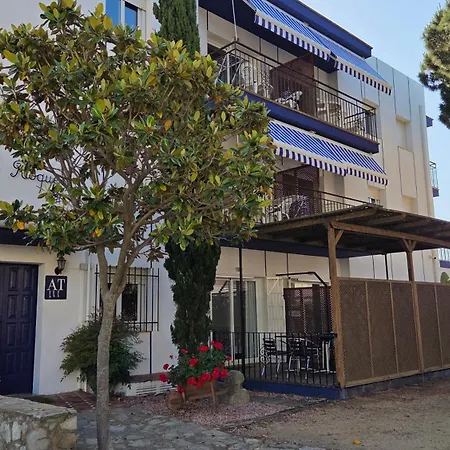 Apartaments Les Roques דירה *