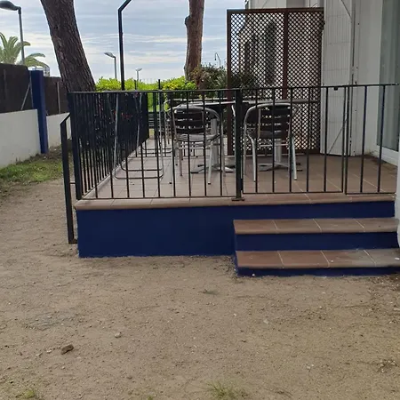 Les Roques Apartament *