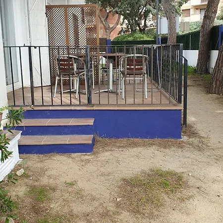 Les Roques Apartment